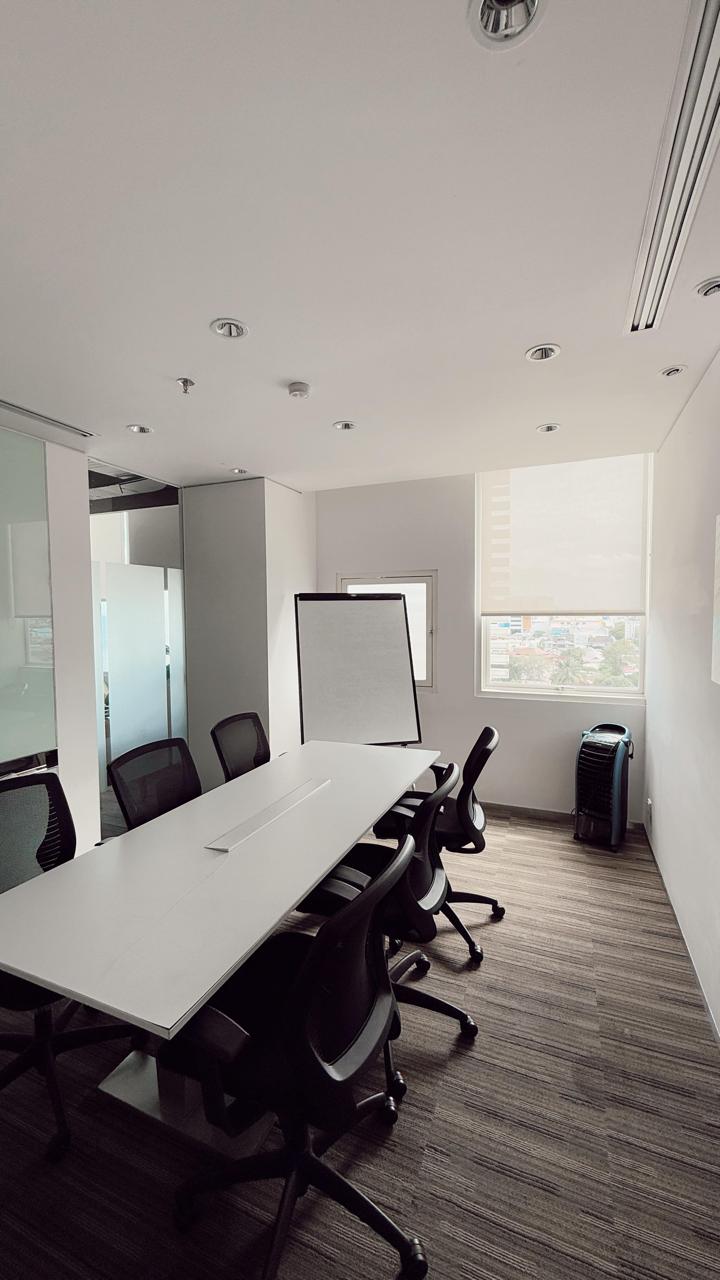 Room Meeting